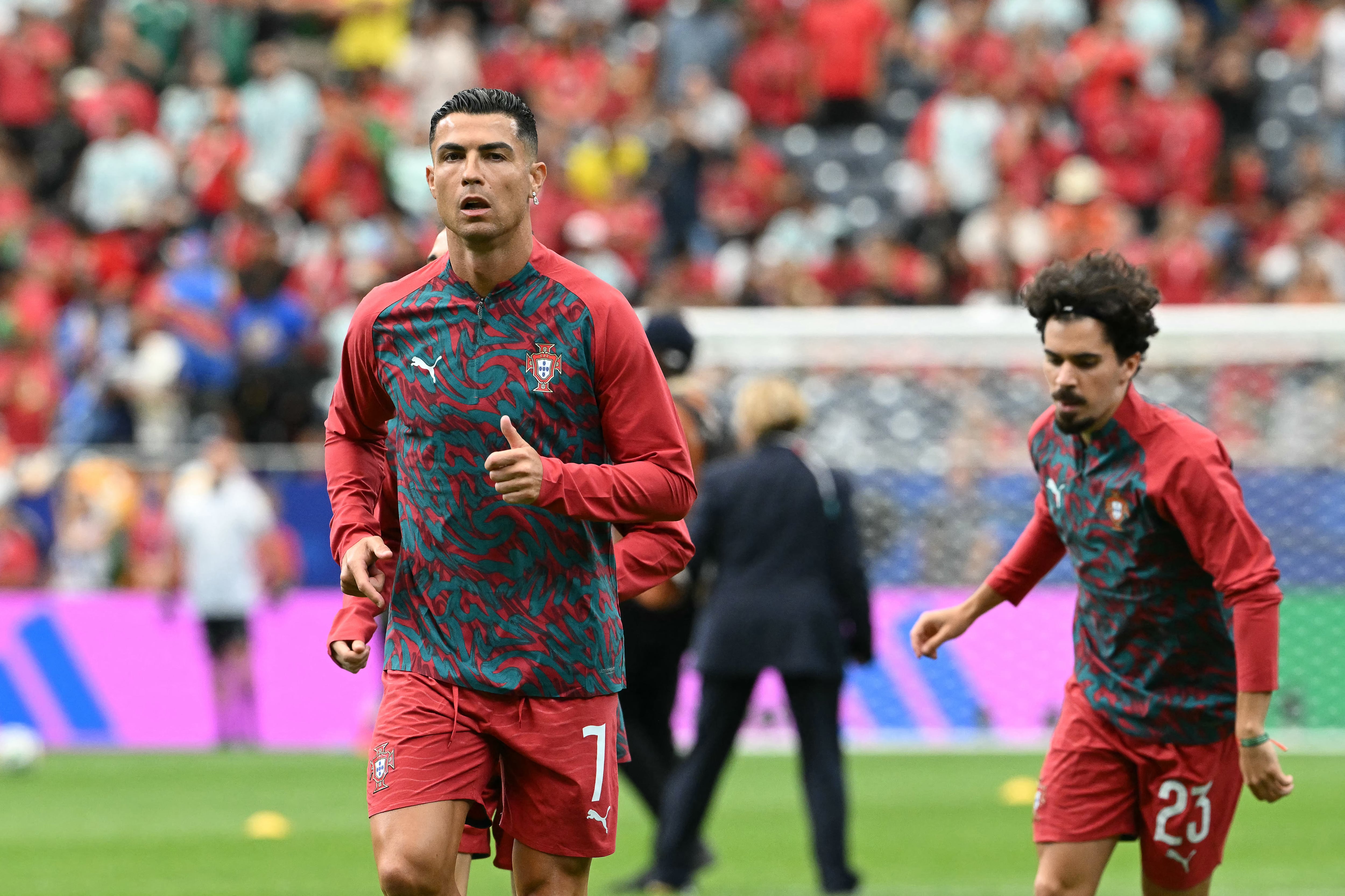 La selección portuguesa, dirigida por Roberto Martínez, apuesta por su experiencia y talento ofensivo para iniciar su camino en la Copa del Mundo. El conjunto africano vuelve al torneo después de 52 años. (Photo by RONALDO SCHEMIDT / AFP)