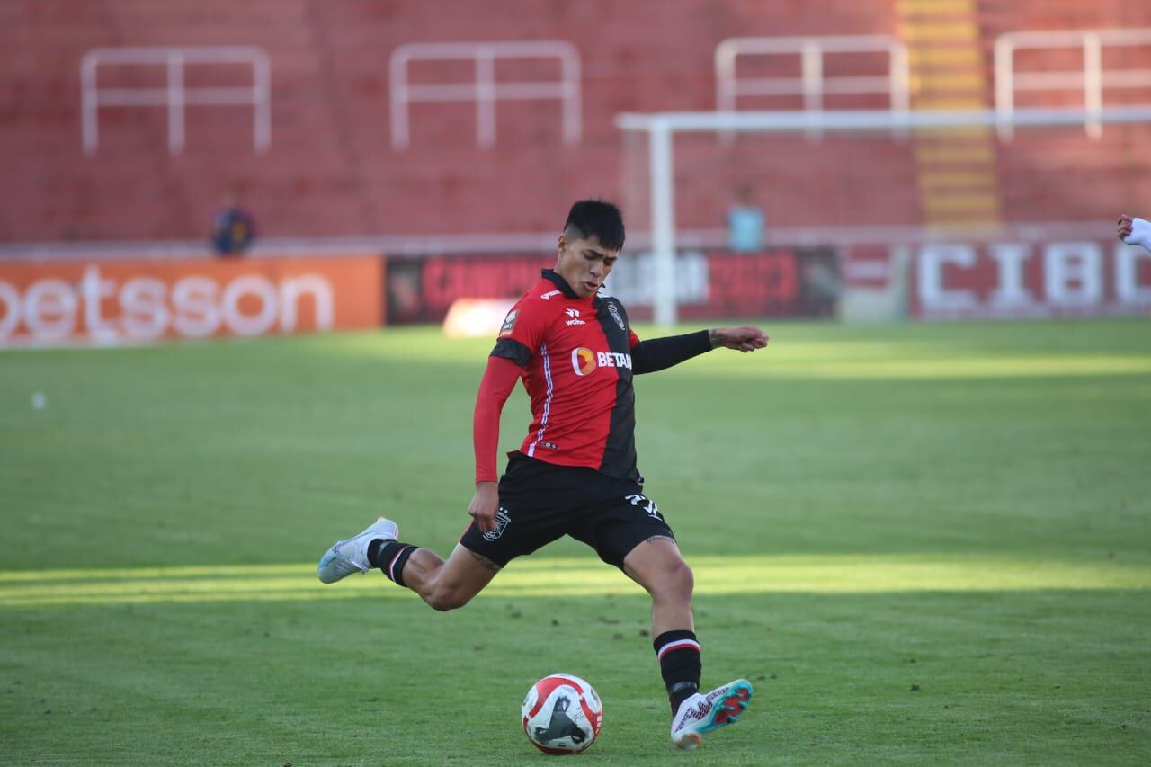 FBC Melgar controló el juego en la UNSA. (Foto: Leonardo Cuito)