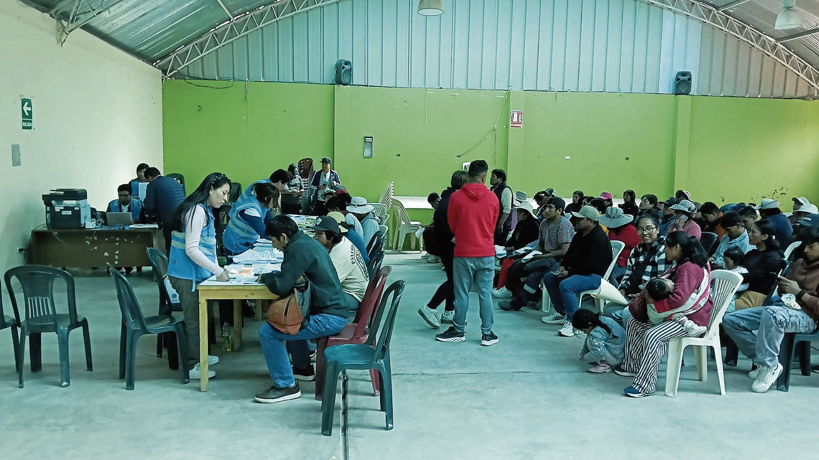 Reuniones y empadronamientos en Apipa, en Arequipa. Foto: GEC.