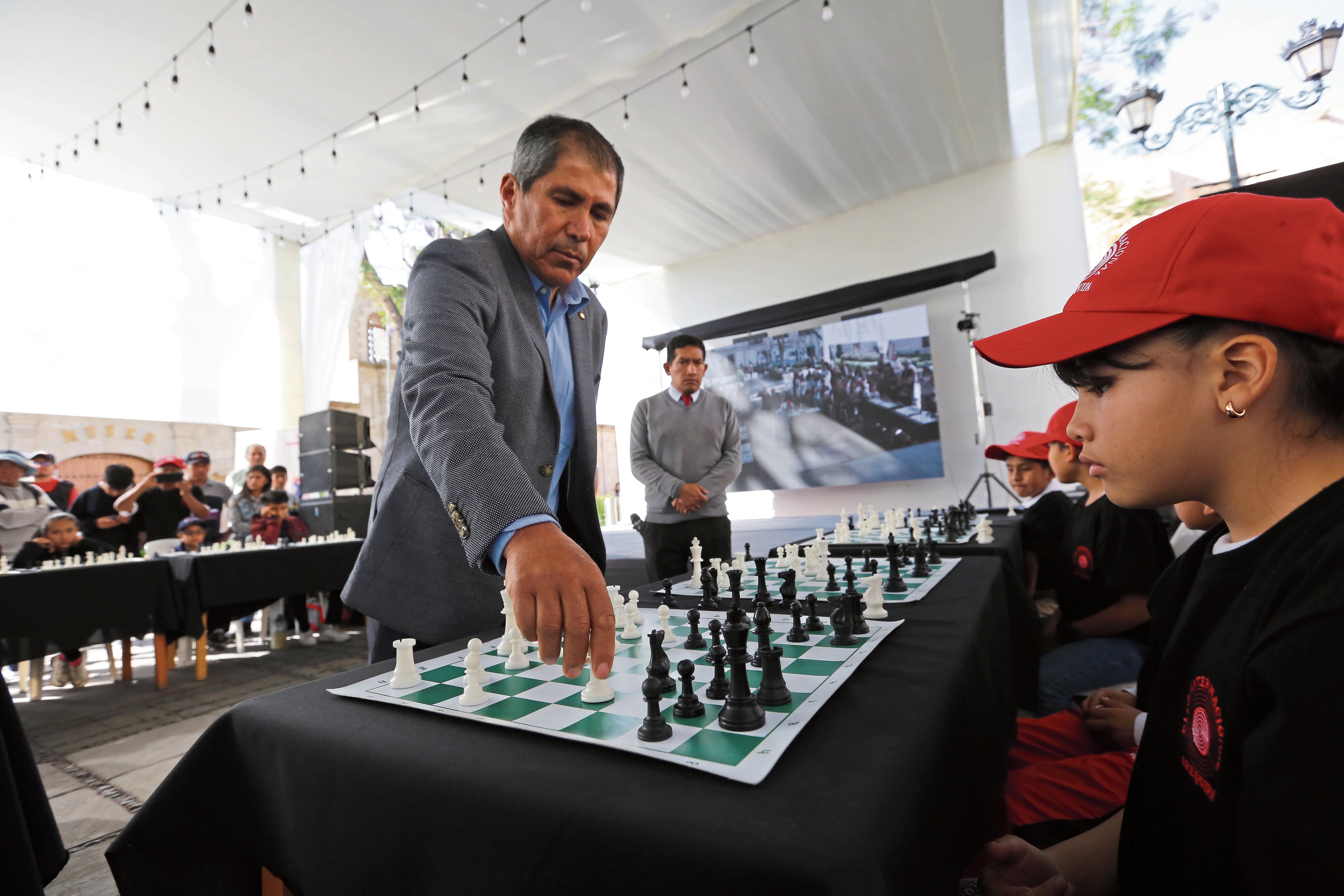 Grandes jugadas de menores contra Julio Granda. (Foto: GEC)