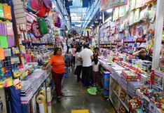 Indecopi prohíbe a colegios privados exigir lista completa de útiles el primer día de clases