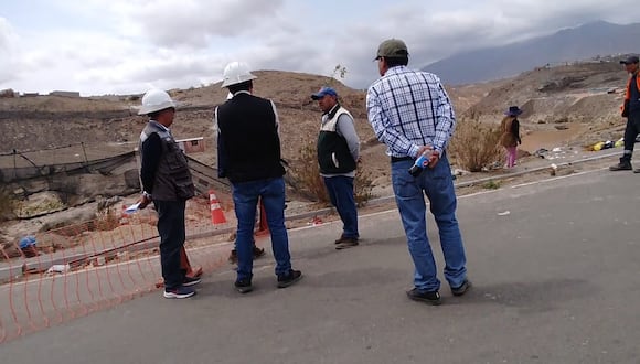 Paso restringido en autopista Arequipa - La Joya. Foto: cortesía.