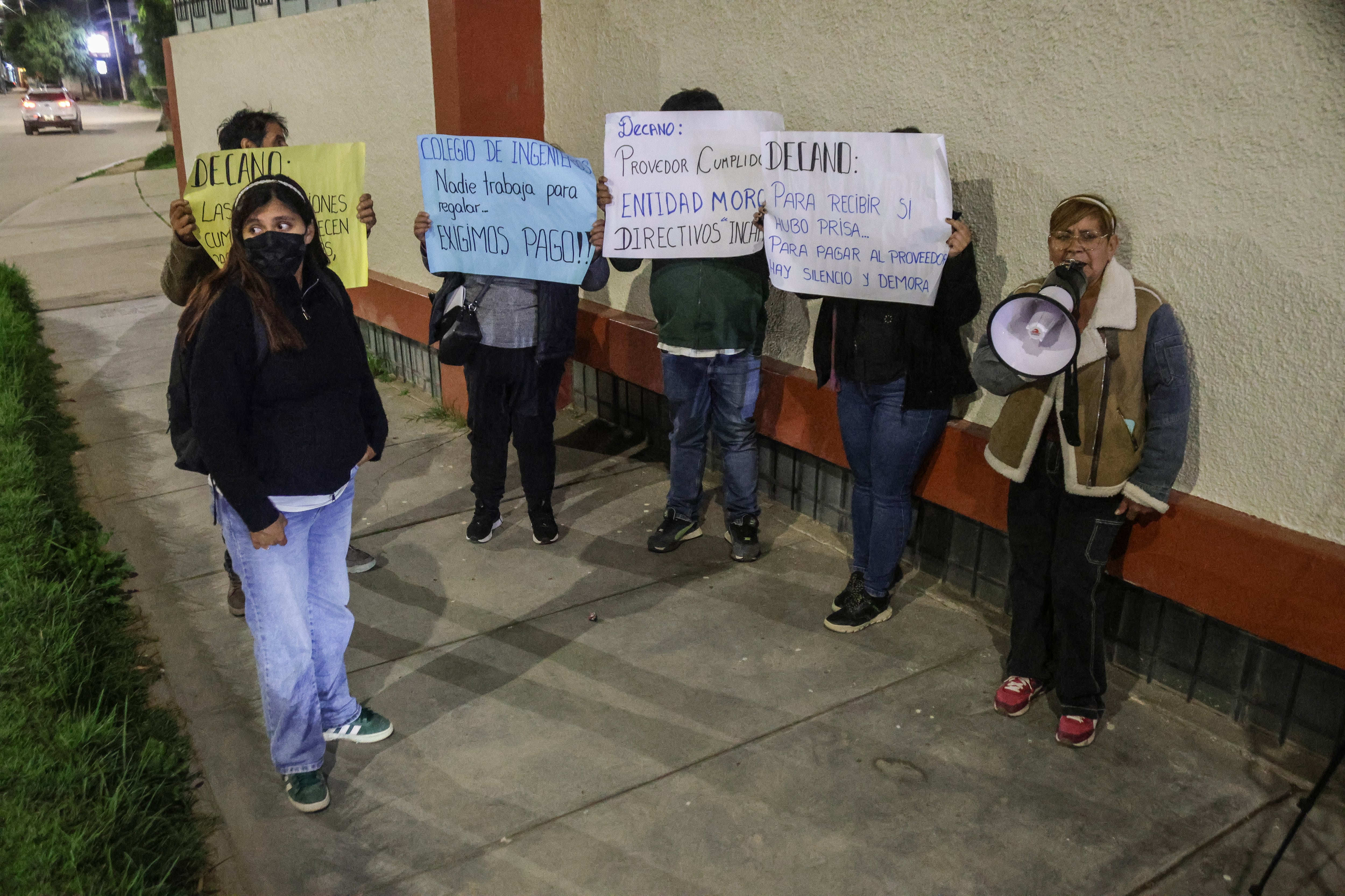 Colegio de Ingenieros les niega el pago a pesar de existir contratos/Foto Adrián Zorrilla