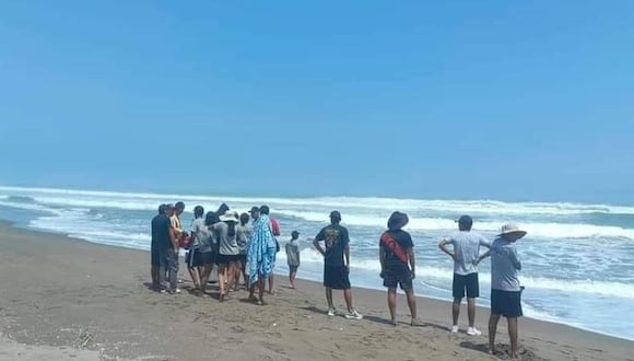 Cuerpo de un varón fue encontrado en una playa de Camaná. (Foto: Difusión)