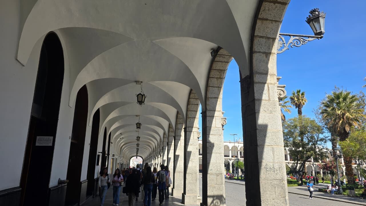 Portal de Flores en la Plaza de Armas de Arequipa. (Foto: Yunsu Pariapaza/@photo.gec)