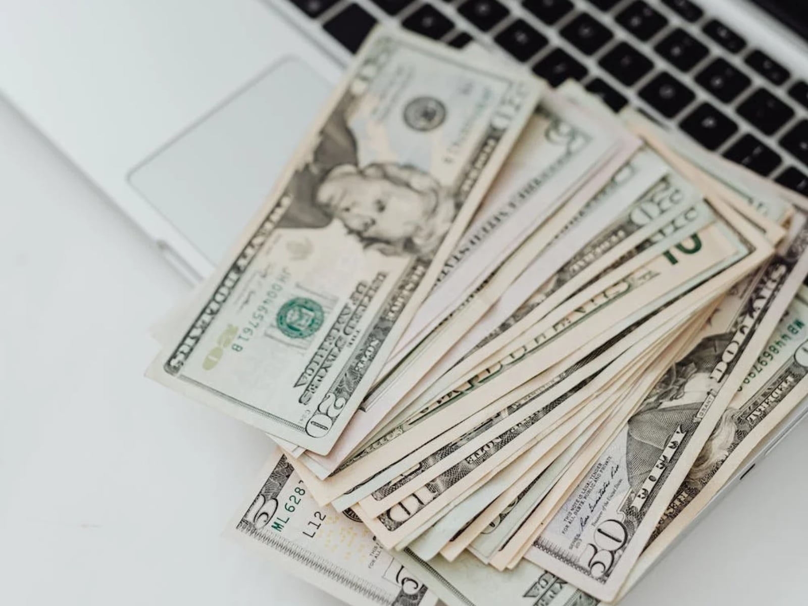 Sepa aquí cuál es el tipo de cambio del dólar estadounidense en los principales bancos del Perú, así como en las casas de cambio. (Foto: Pexels)