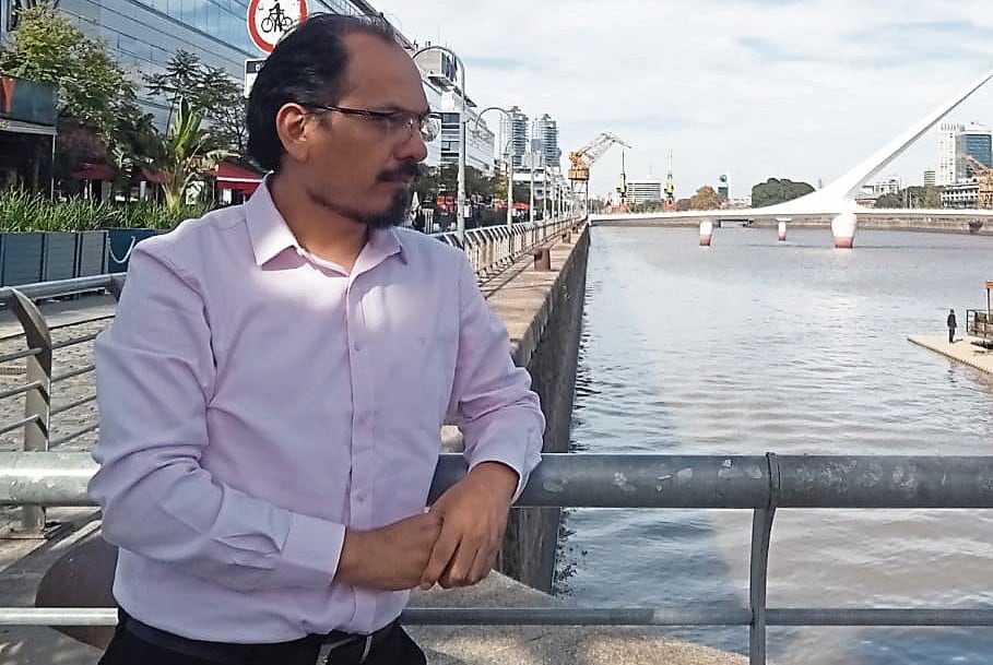 Jorge Casilla Lozano, narrador y educador de la Universidad San Marcos. Foto: Cortesía.