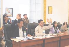 La Libertad: “Desaparece” billetera de consejero en sesión