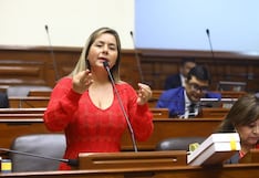 Tania Ramírez deja la Derrama Magisterial