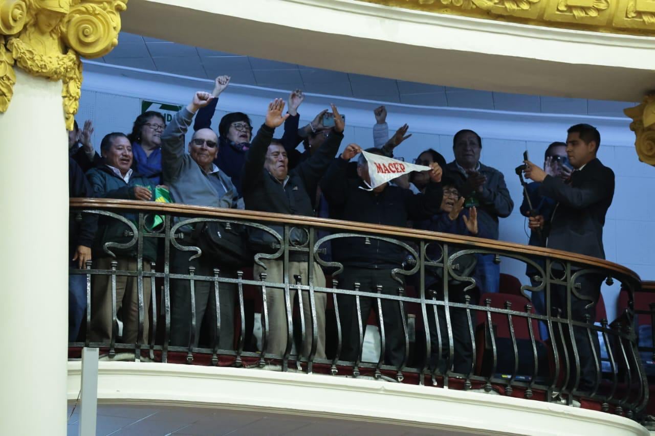 Congreso aprobó ley que establece pensión digna para profesores jubilados . Foto: Congreso de la República