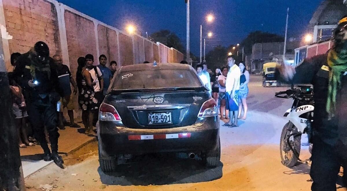 Los criminales interceptaron al obrero, que al verlos bajó del vehículo y trató de fugar corriendo por la calle, pero fue perseguido y ultimado cerca del Polideportivo de Nueve de Octubre, en Sullana.