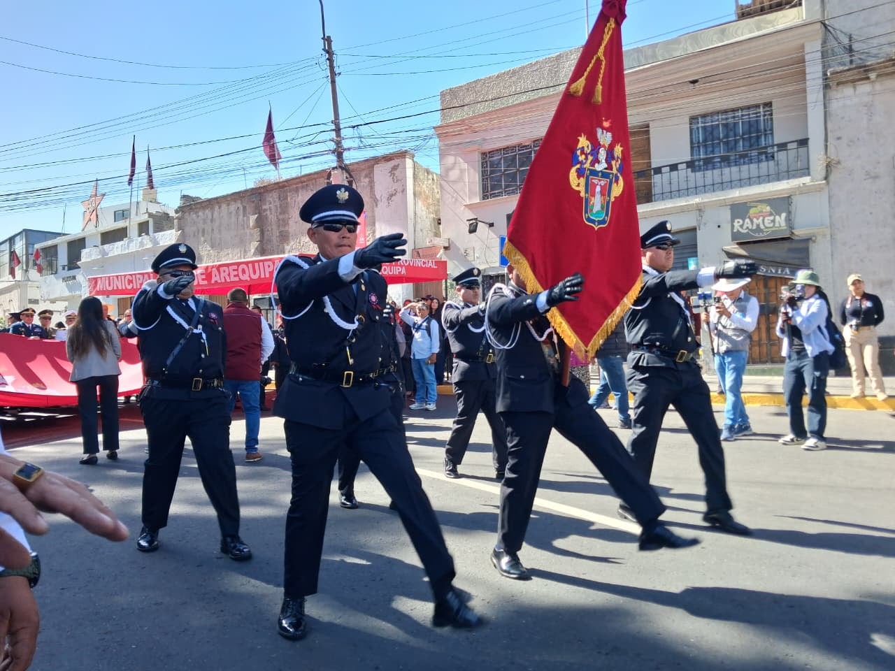 Paseo del Estandarte, una tradición por el aniversario de Arequipa (Foto: Flor Barrios/@photo.gec)
