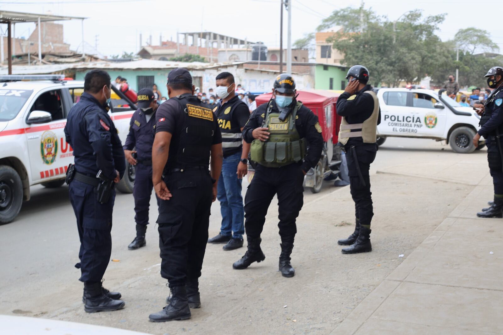 El encapuchado llegó a su vivienda donde estaba con su pareja y le disparó dos tiros que le cayeron en el abdomen y muslo.