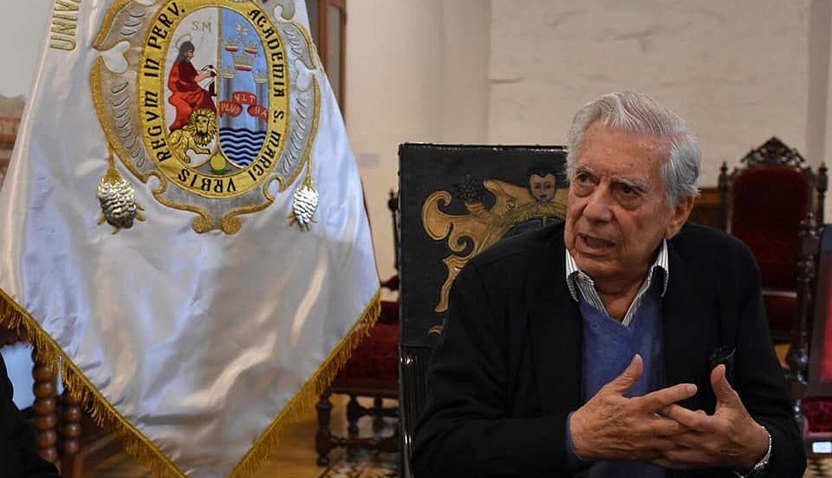 La Universidad Nacional Mayor de San Marcos lamentó la muerte del Nobel de Literatura Mario Vargas Llosa, a quien calificó como su “intelectual más descollante”. (Foto: Facebook Universidad Nacional Mayor de San Marcos)
