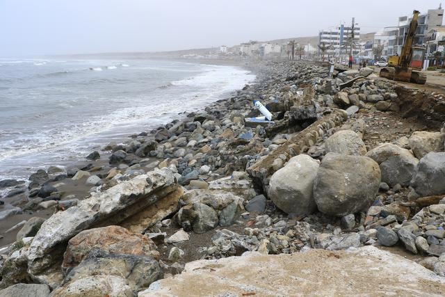 Según el cronograma publicado, el próximo 9 de enero se hará el otorgamiento de la buena pro del “Mejoramiento del borde costero de los balnearios de Las Delicias, Buenos Aires y Huanchaco. Obra tiene un valor referencial de 455 millones 793, mil 365.51 soles.