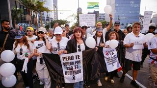 Artistas marchan al Mininter para exigir más seguridad y acciones contra extorsiones (FOTOS)