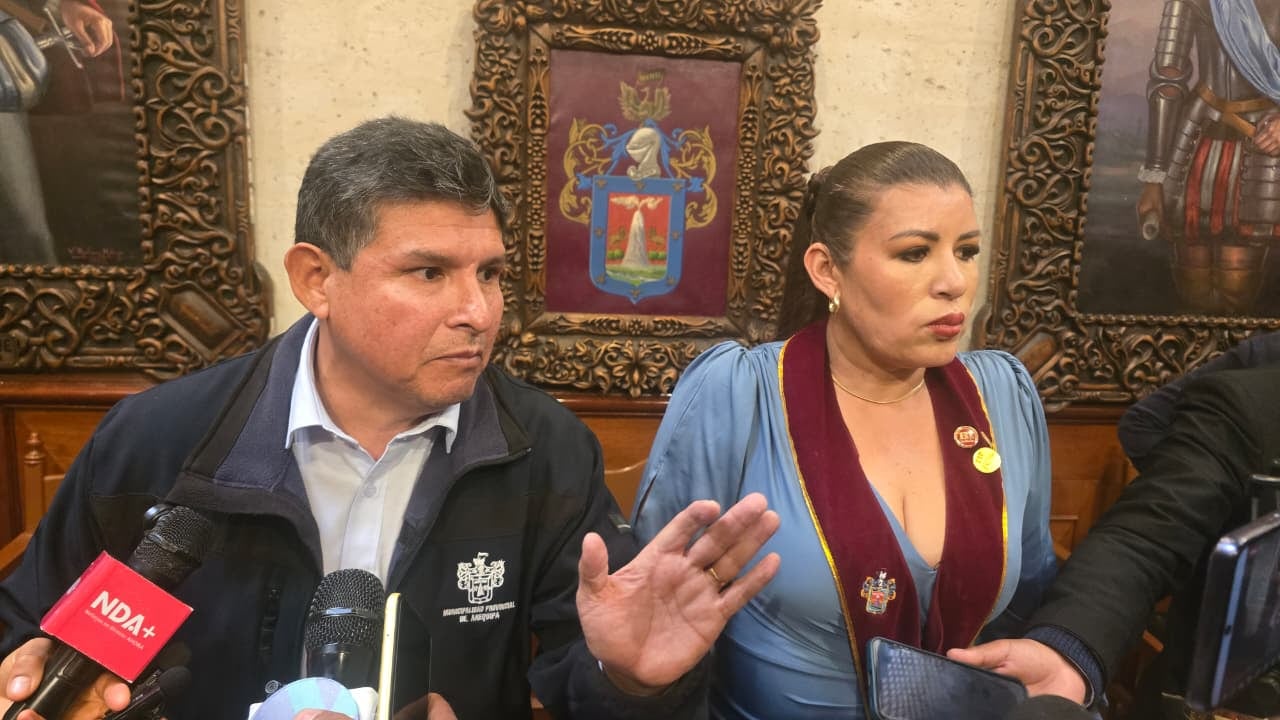 Alcaldesa de Arequipa advirtió con resolver el contrato a las concesionarias que acatan el paro de transportistas (Foto: Yunsu Pariapaza/@photo.gec)