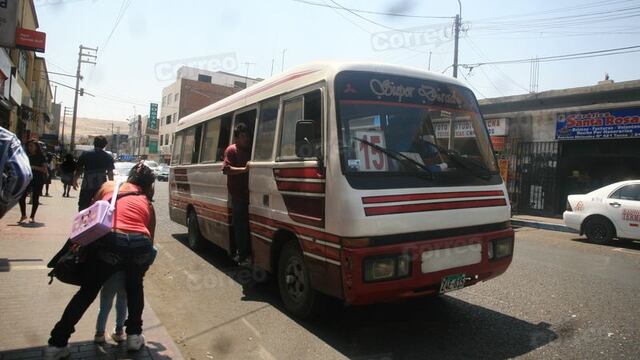 Once buses "chatarra" serán retirados de las calles de Tacna