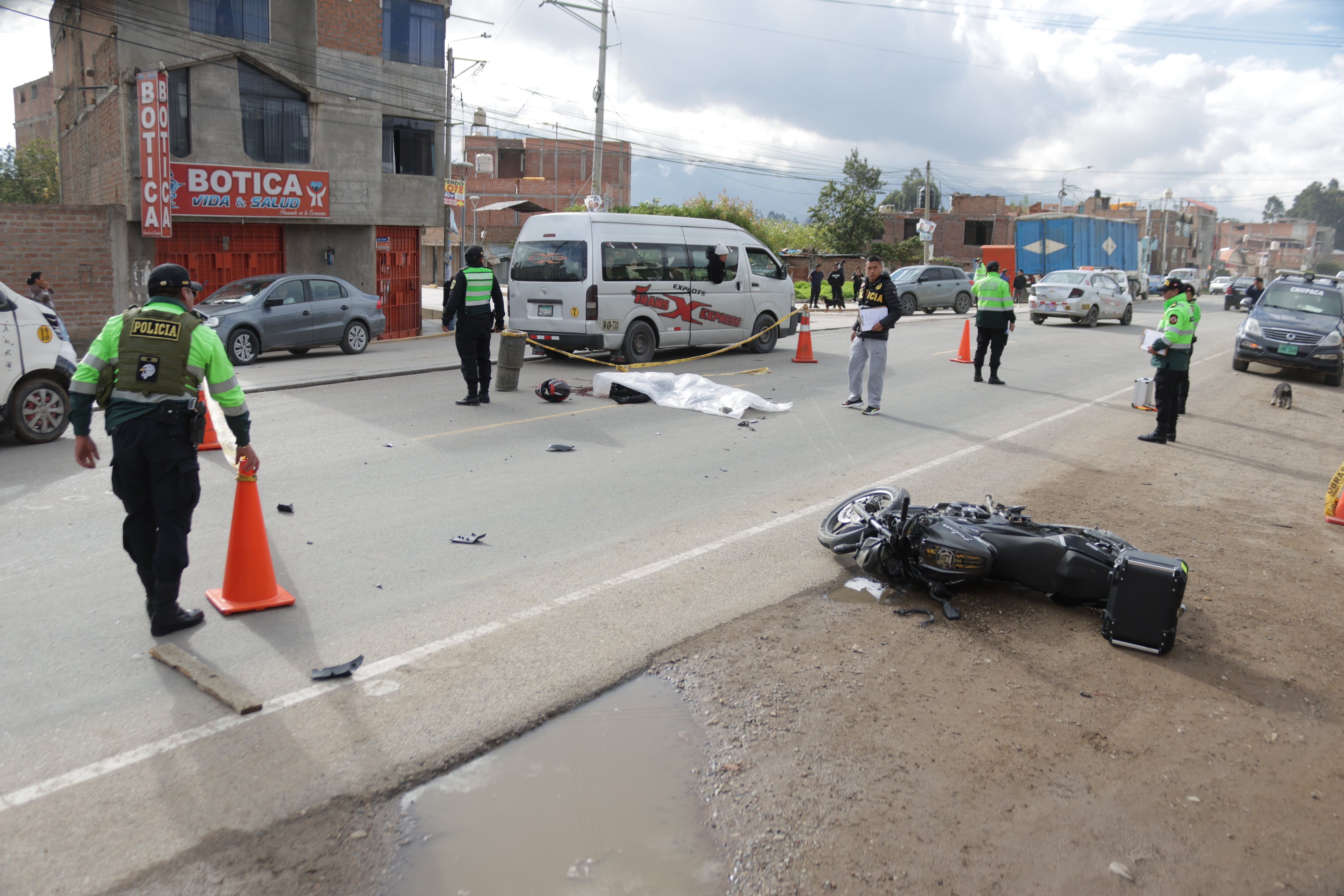 Falta de señalización e imprudencia ya cobraron una vida. (Foto: Adrián Zorrilla/@photo.gec