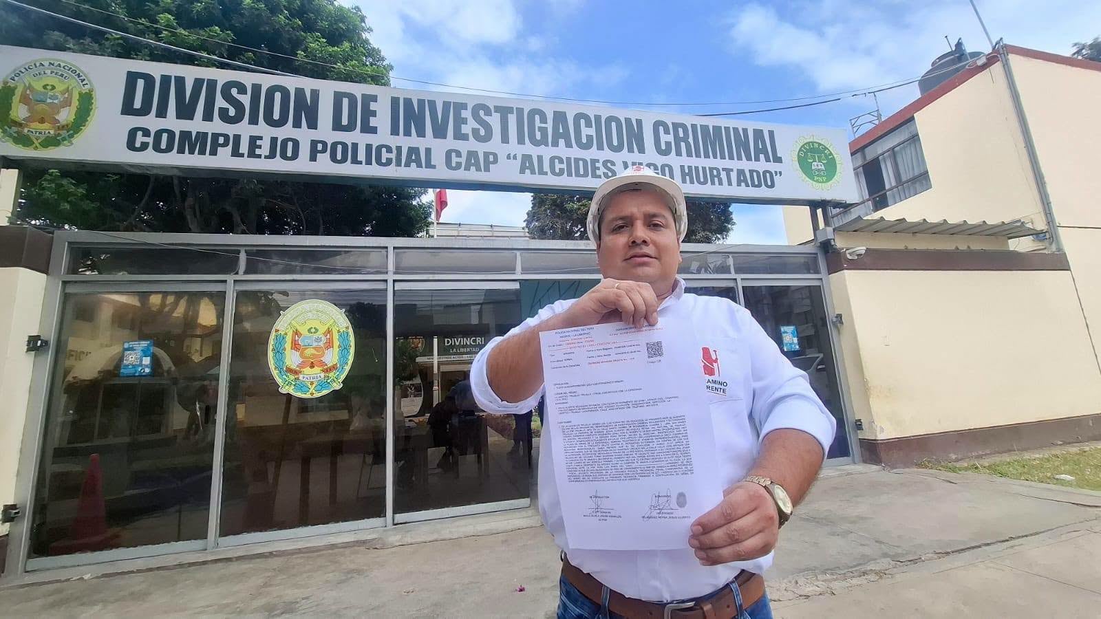 Según la denuncia, aspirantes de otros partidos intentarían evitar que Jesús Velásquez, de Un Camino Diferente, llegue al sillón edil por temor a ir presos.