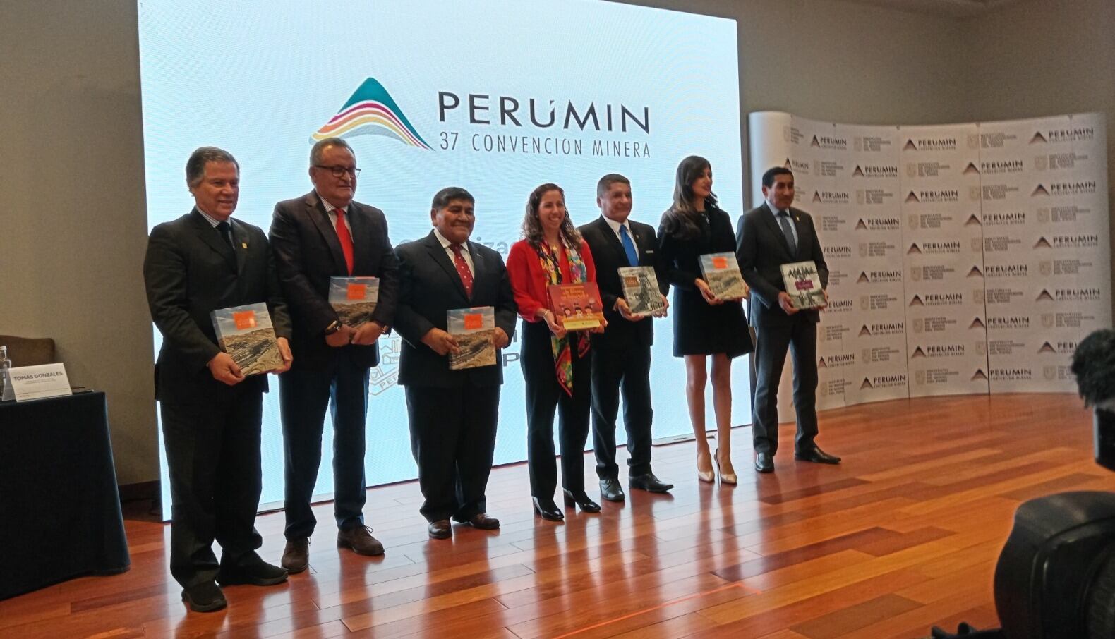 Romulo Mucho, ministro de Energía y Minas, en lanzamiento de Perumin. (Foto: GEC)