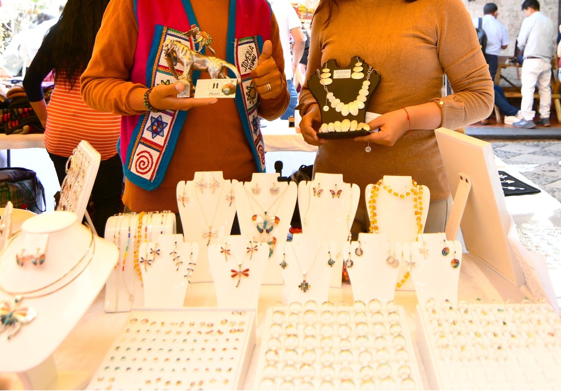 Importadoras quiebran a emprendedores de Arequipa por precios bajos