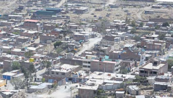 Vivienda informal crece en la ciudad a falta de ordenar el desarrollo urbano. (Foto: GEC)