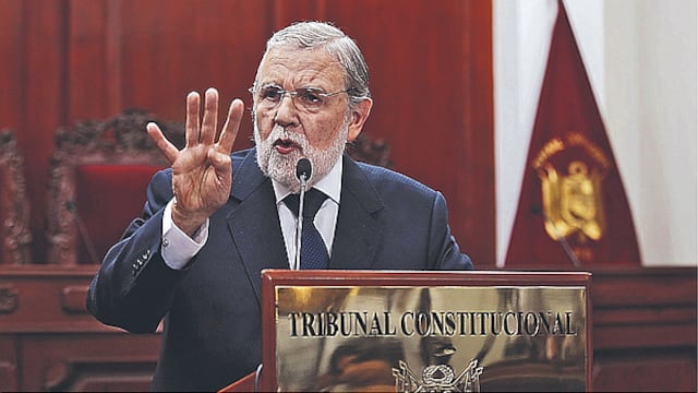 Tribunal Constitucional: "Vivimos 25 años de democracia continua"