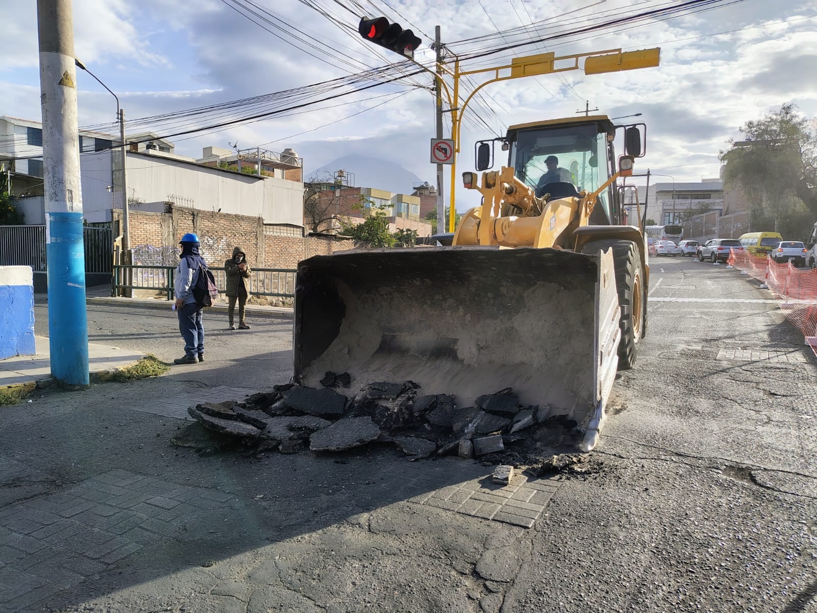 Cierre de Juan de La Torre solo es en el carril de bajada. (Foto: Municipalidad de Arequipa)