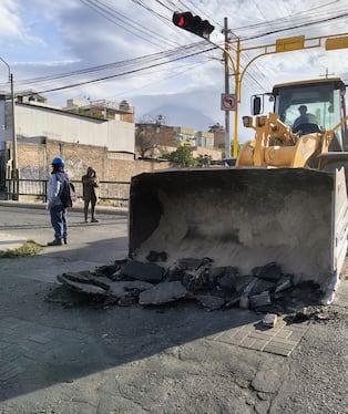 Cierre de Juan de La Torre solo es en el carril de bajada. (Foto: Municipalidad de Arequipa)