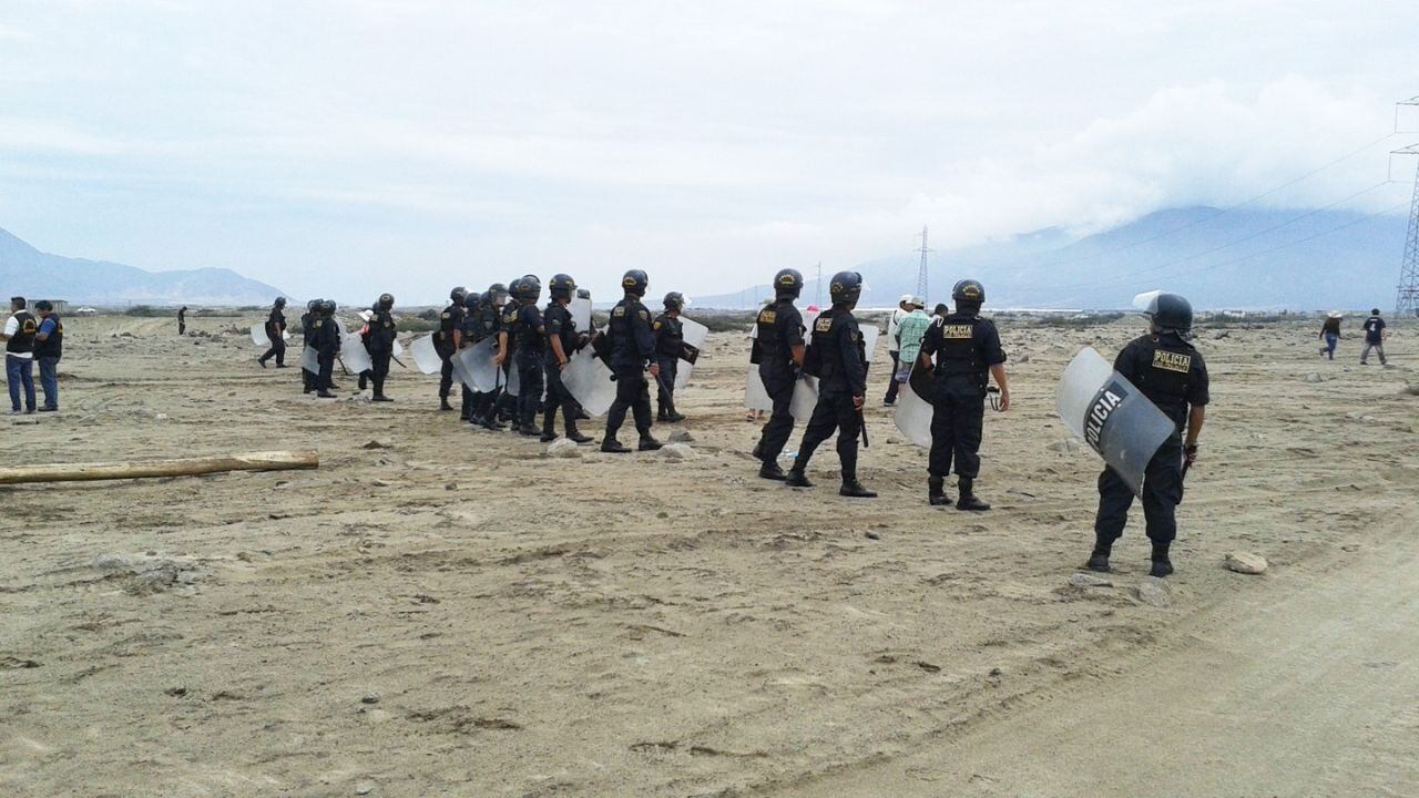 Traficantes venden terrenos mientras dura el proceso legal. Exigen intervención de la Fiscalía.