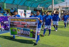 Tacna: Taxistas papás compiten en campeonato de fútbol por Día del Padre