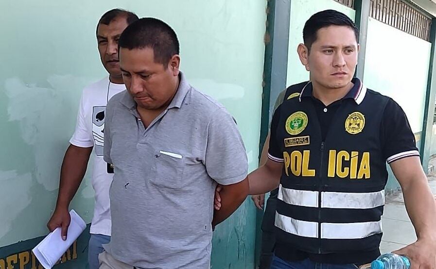 Al mediodía se registró el asalto y los cómplices del detenido huyeron en motos hacia Chiclayo.