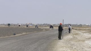 Piura: Construyen carretera hacia turística playa Chuyillache
