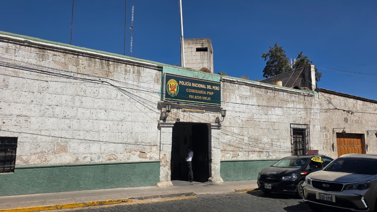 Antiguo tambo en la primera cuadra de la calle Palacio Viejo, en Arequipa. (Foto: Yunsu Pariapaza/@photo.gec)
