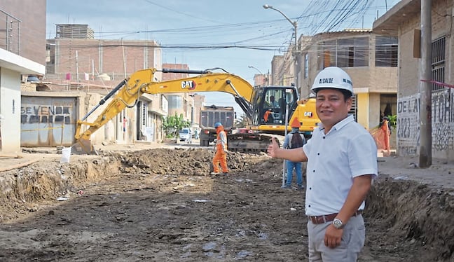 Gestión de Edwin Vásquez ejecuta obra en Raymondi II etapa.