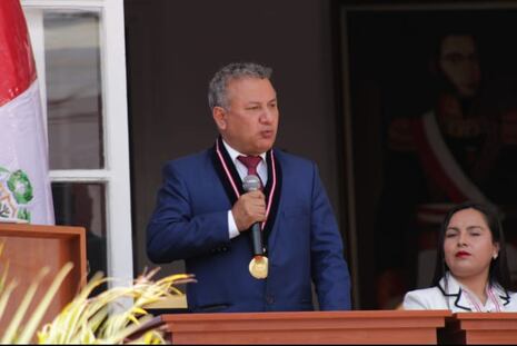 Ever Cadenillas jura al cargo de vicegobernador regional de La Libertad