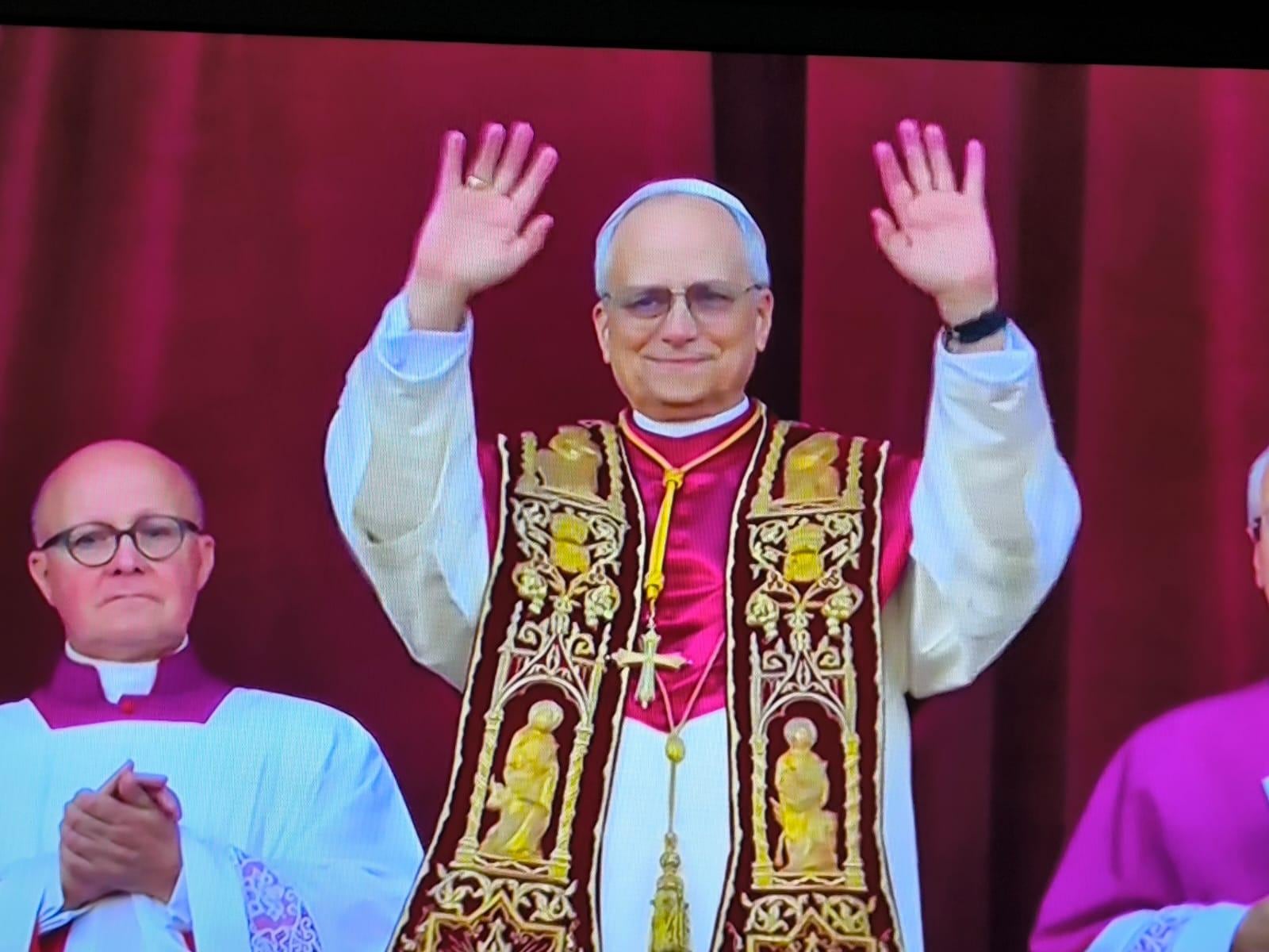 Mañana se cumple un año desde que el cardenal Robert Francis Prevost fue elegido Sumo Pontífice, por lo que en La Libertad se conmemorará esa fecha.