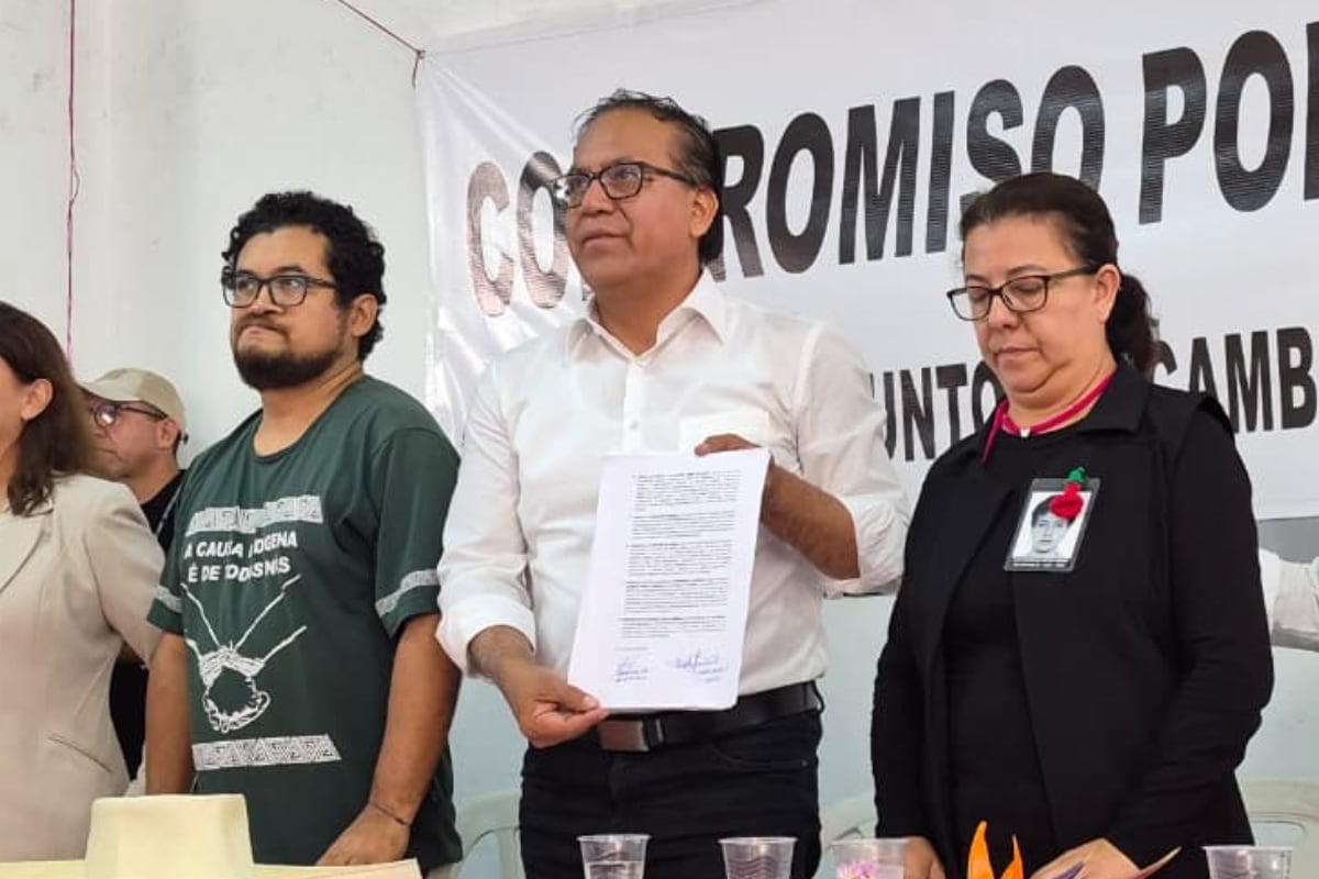 Roberto Sánchez recibe respaldo de sindicatos, colectivos y organizaciones indígenas de cara a la segunda vuelta. (Foto: Juntos por el Perú)