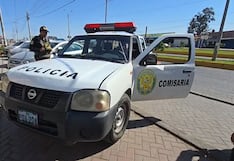 Pobladores reparan camioneta de la Policía para el patrullaje de Majes