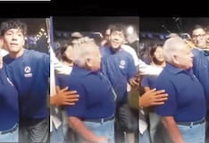 Joven le lanza un huevo en la cabeza a César Acuña