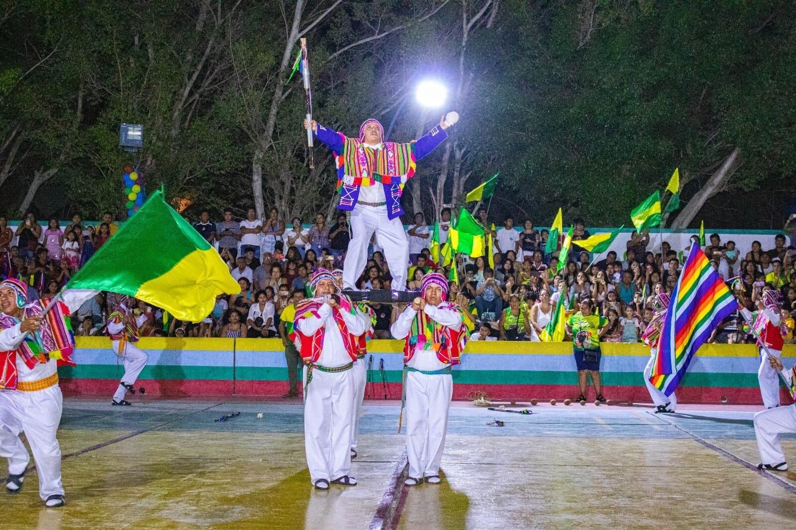 Mañana viernes en el coliseo “Pirilo” Gómez, las sociedades vibrarán con el Concurso de Danzas.