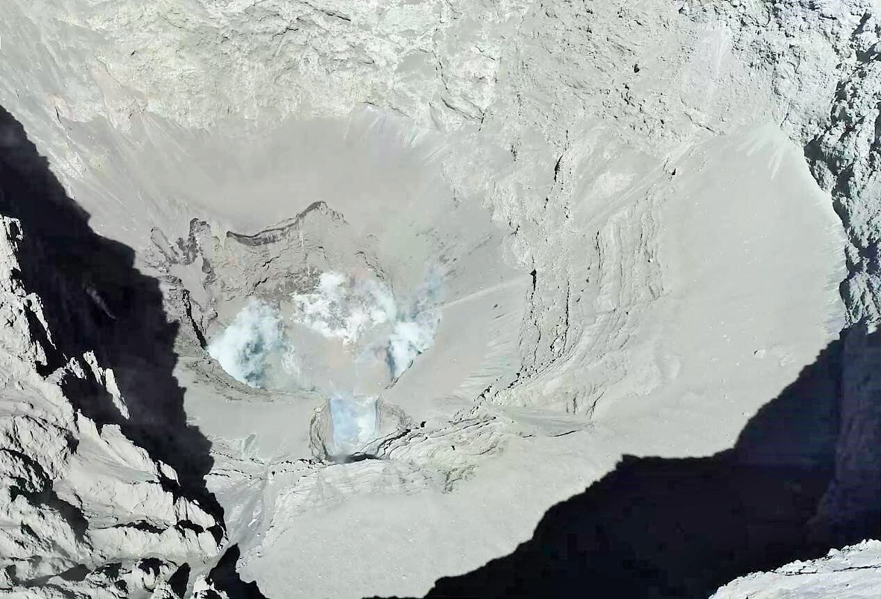 Cráter del volcán Ubinas. Foto: IGP