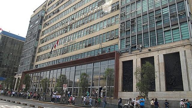 Equipo Anticorrupción acude a sede de OAS por caso Línea Amarilla