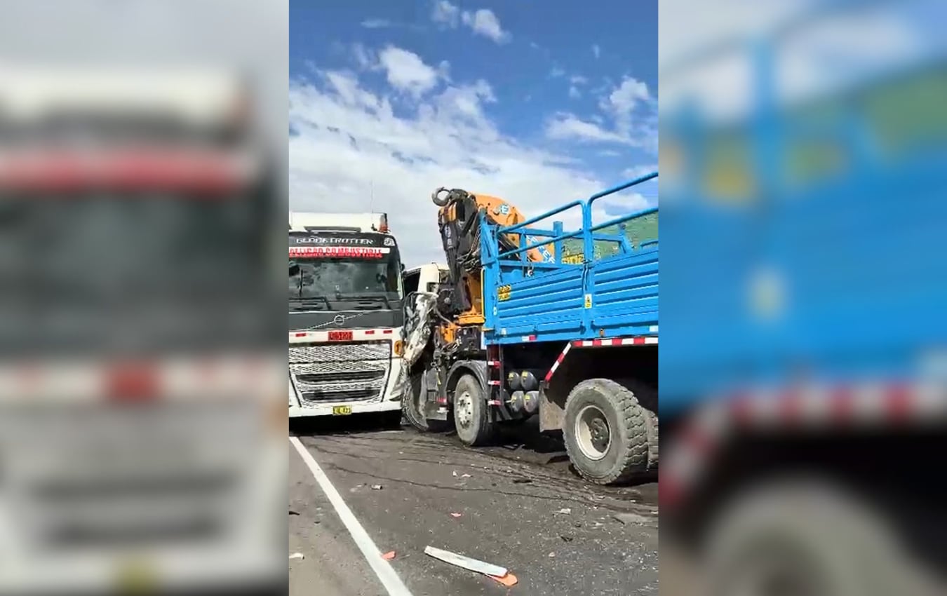 Accidente de tránsito en la variante de Uchumayo. Foto: Captura de video.