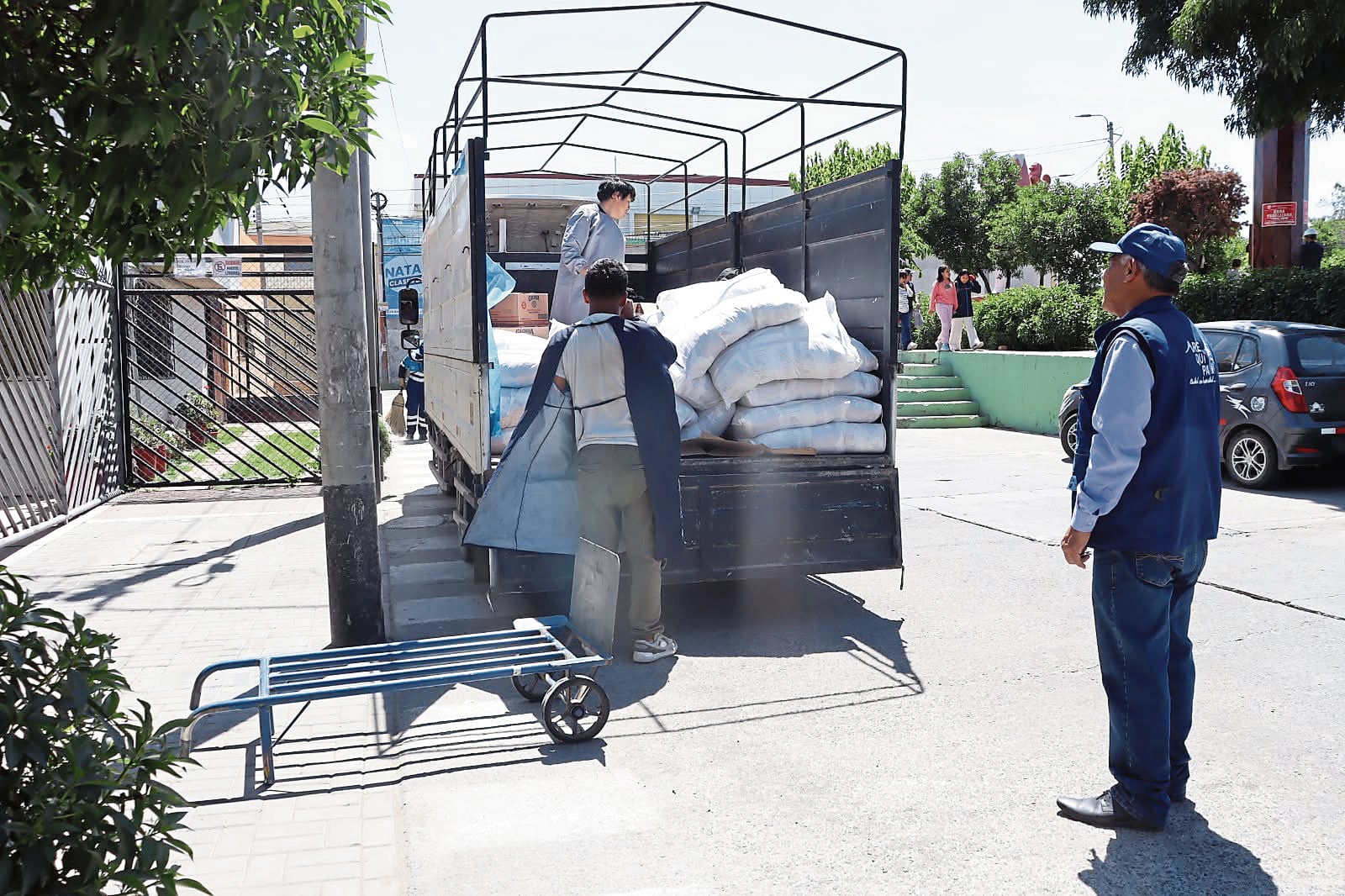Ollas comunes esperaron siete meses por arroz