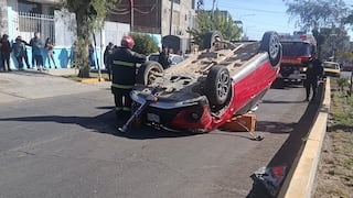 Dos accidentes de tránsito en Arequipa y una conductora herida
