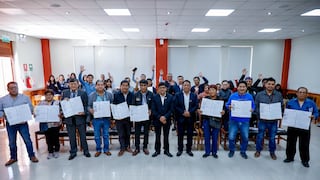 Entregan 32 concesiones mineras en Arequipa, pero aún no pueden iniciar operaciones