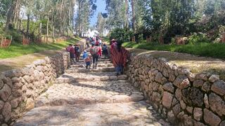 Cusqueños vuelven a transitar por parte del Camino Inca tras su restauración en Cusco (FOTOS)