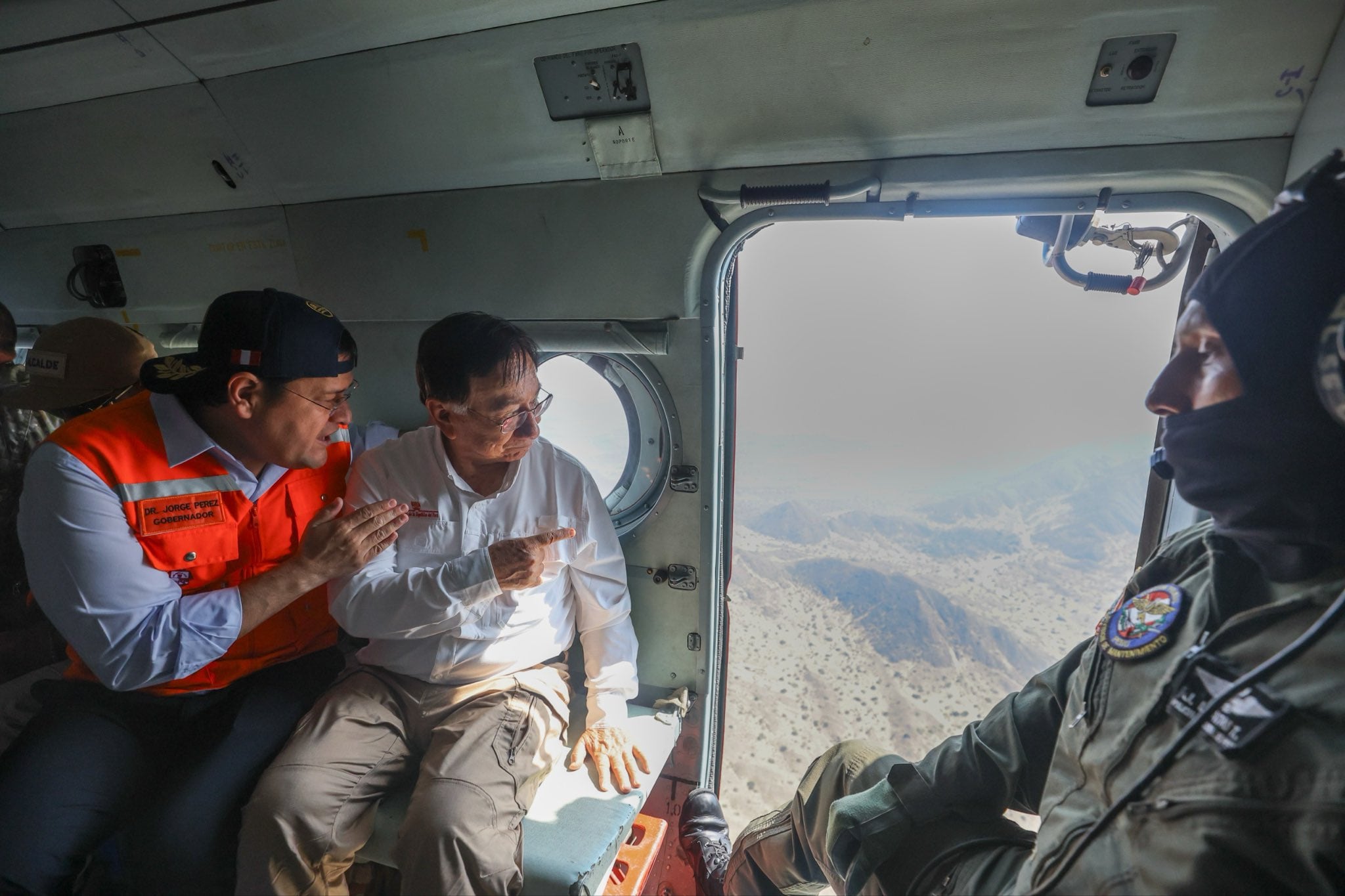 El Presidente de la República, José María Balcázar, sobrevolando Lambayeque, el 1 de marzo de 2026.